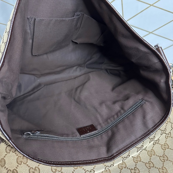 💯Authentic Gucci Canvas Messenger Bag🍀 - Picture 8 of 17